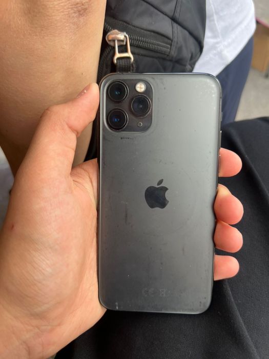 iPhone 11 pro,без гарантий