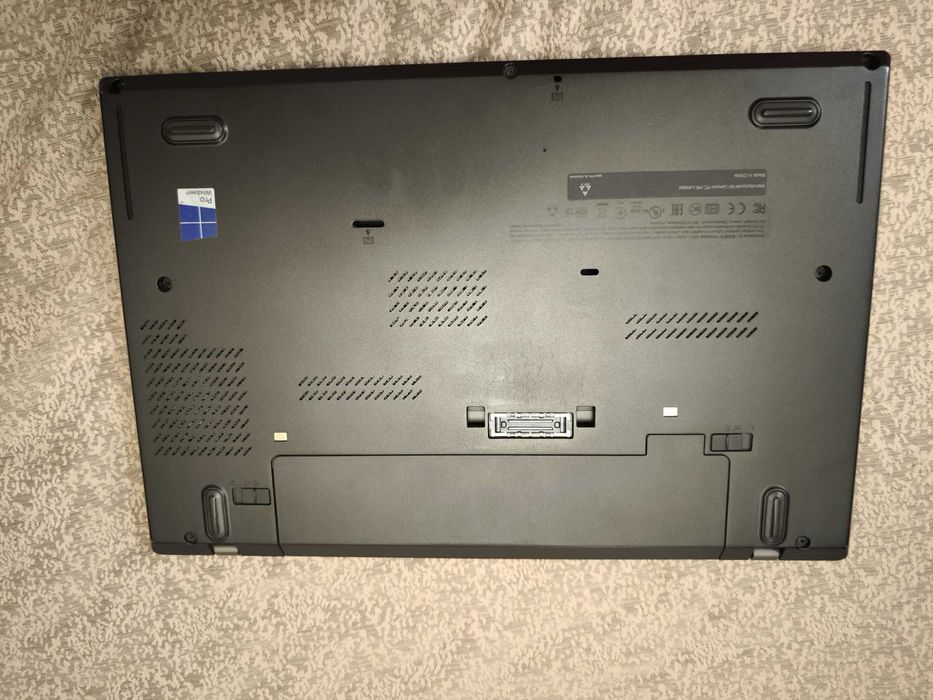 Lenovo T450s лаптоп с windows 10