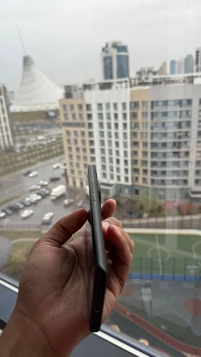 Продам смартфон Xiaomi Mi 12S Ultra