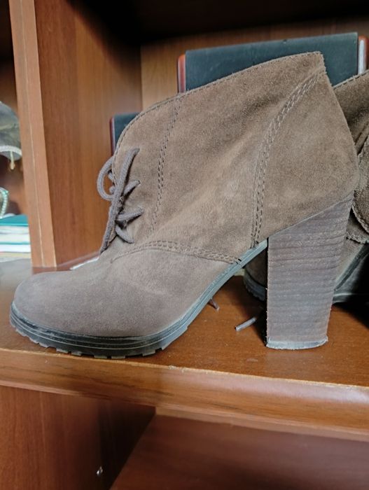 Продам туфли женские