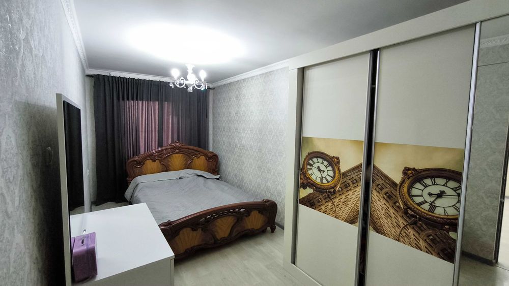 Продаётся 2-комнатная квартира с ремонтом на КАЛДАЯКОВА - ВЕНЕЦИЯ.