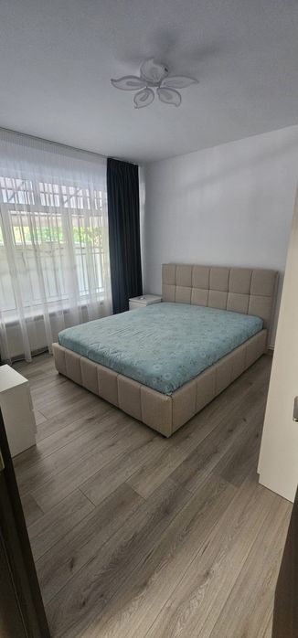 Închiriez apartament Nou la Casă (parter)600€  telefon 0723380602