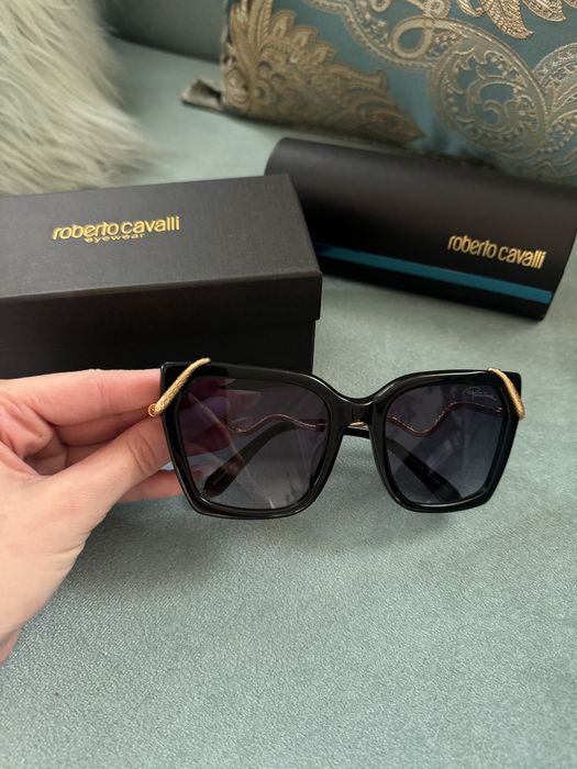 Ochelati dama Roberto Cavalli