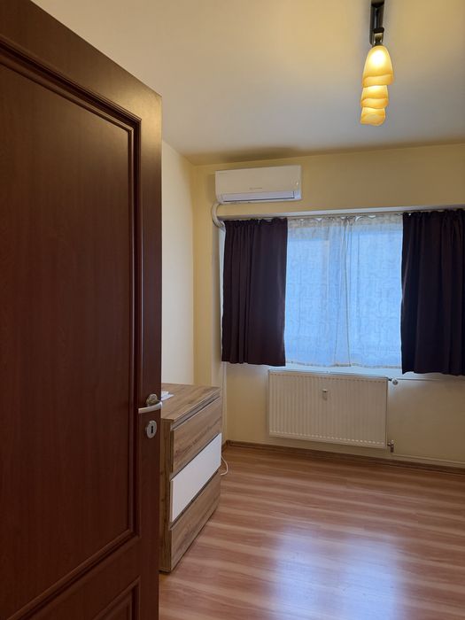 Apartament 3 camere Calea Mosilor