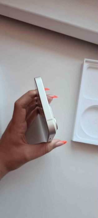 IPhone 14 с гаранция