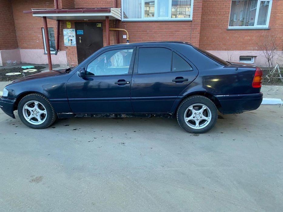 Машина срочно есть торг быстрым