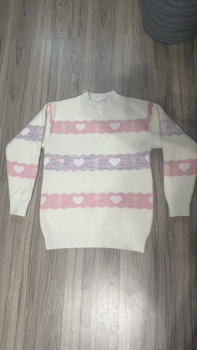 Продам новую теплую кофту р 40