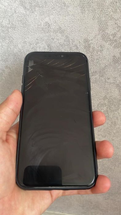 iPhone 11 рабочий