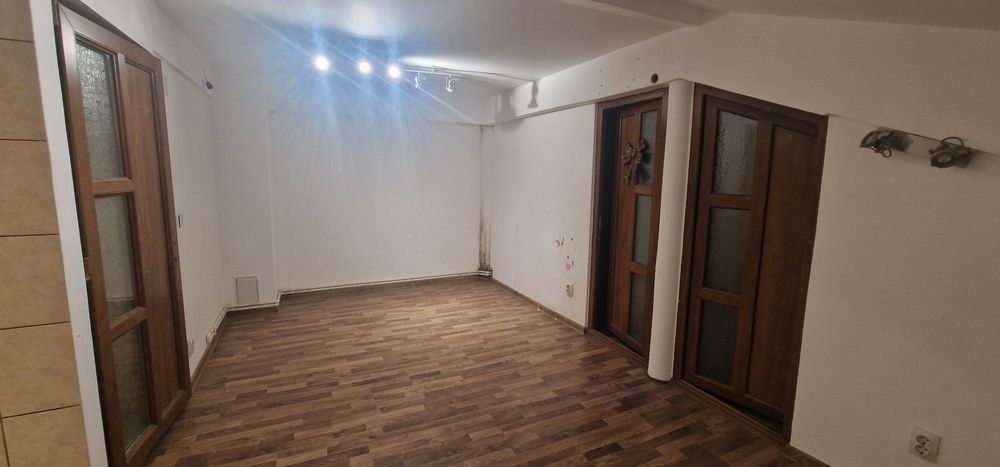 Craiova Nord Aleea 1 Simnic 3 camere 50000 euro