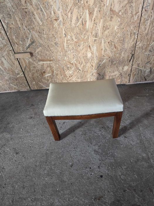 Set de Colecție Recondiționat: Banchetă, 2 Scaune și Taburet – Stil Secession/Art Nouveau