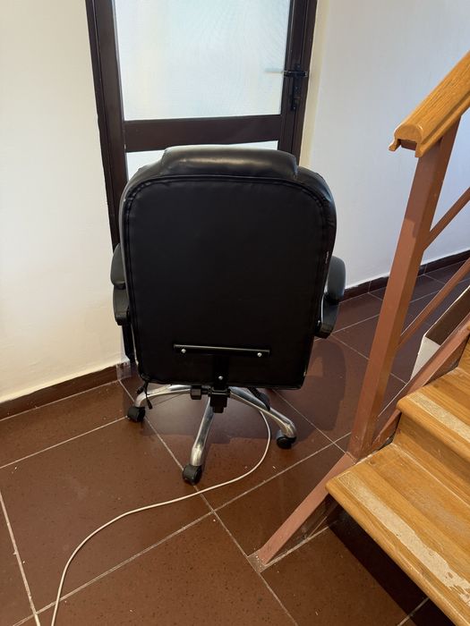 Scaun de birou - nu are niciun defect
