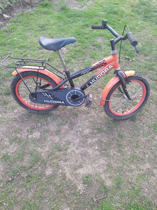 Vînd bicicleta copii