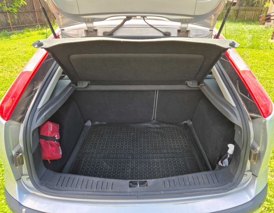 Ford Focus 2 Hatchback