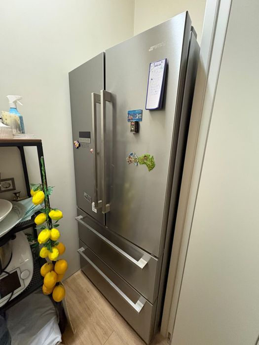 Холодильник SMEG 600 литров