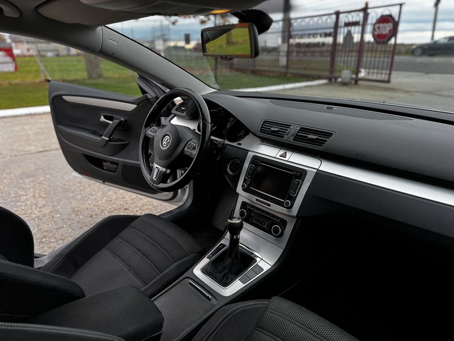 VOLKSWAGEN Passat CC 2009 — imagine 3
