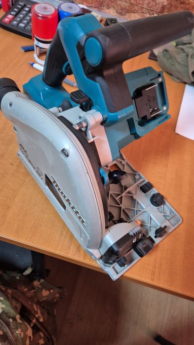 Makita circular cu plonjare dsp 600