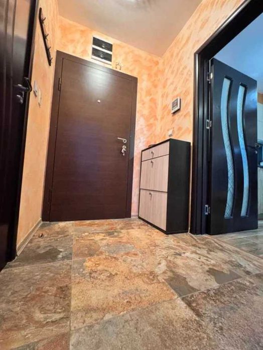 Дава се под наем Двустаен апартамент в Пловдив, Център - 67 кв.м за 433.5 € - Снимка #3