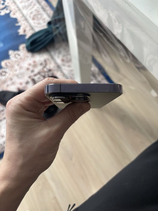 Iphone 14 pro требуется замена акб