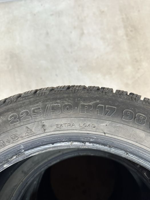 Продавам зимни гуми 225/50/17