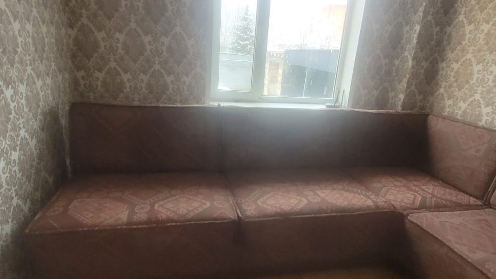 Диван угловой мягкий