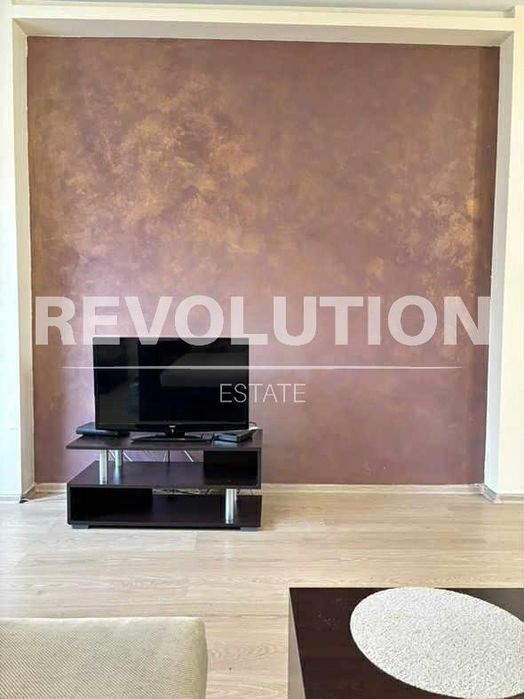 Дава се под наем Двустаен апартамент в Пловдив, Христо Смирненски - 67 кв.м за 409 € - Снимка #2