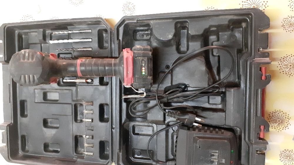 Bormasina brushless cu percuție 18v Li-Ion