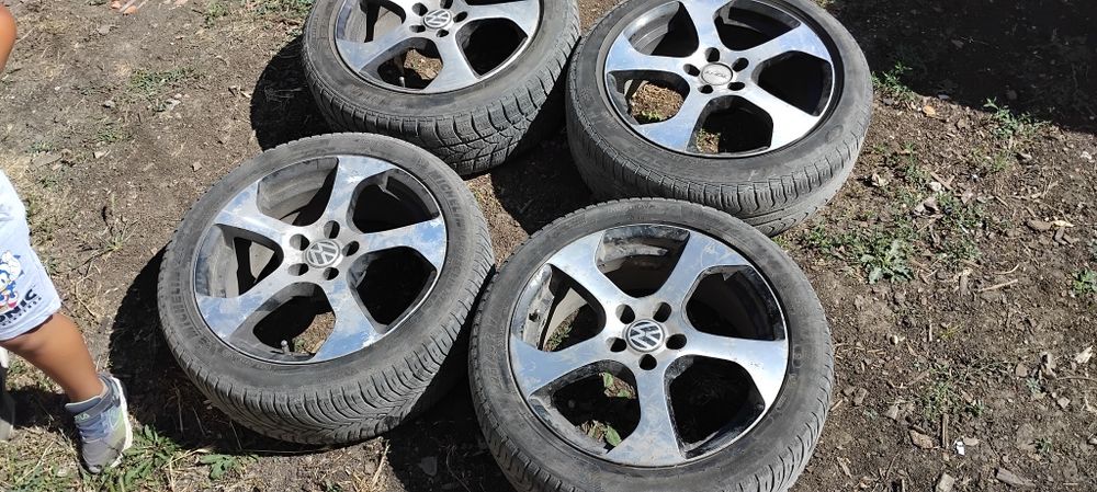 Джанти с гуми 17 за Голф 4