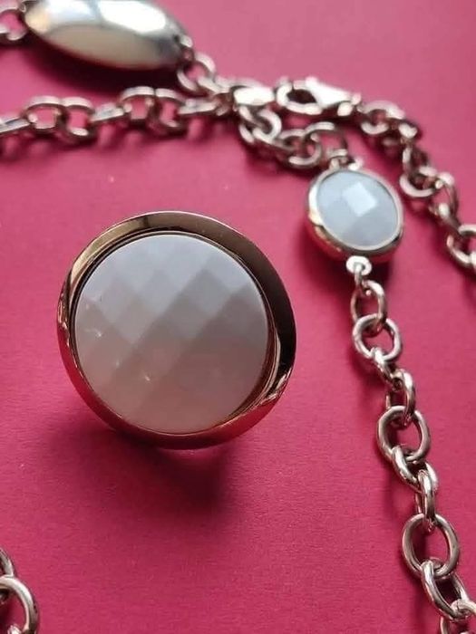 Луксозен сребърен комплелт с Бял Оникс