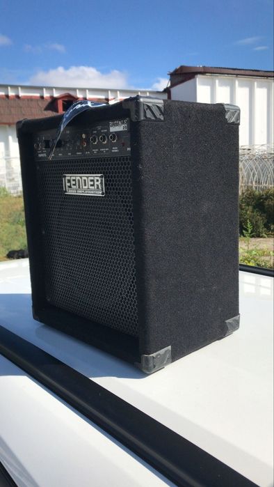 Roland cube 15 și Fender NOI amplificatore chitara