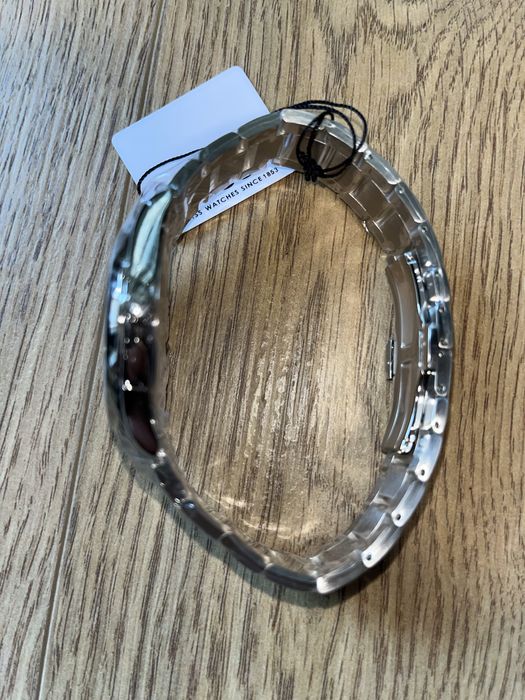 Мъжки Часовник TISSOT нов, документи + кутия, 24 месеца гаранция