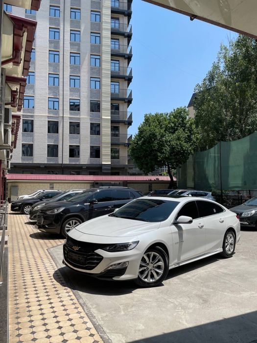 Sotiladi Malibu 2 2.0L turbo ideal holatda