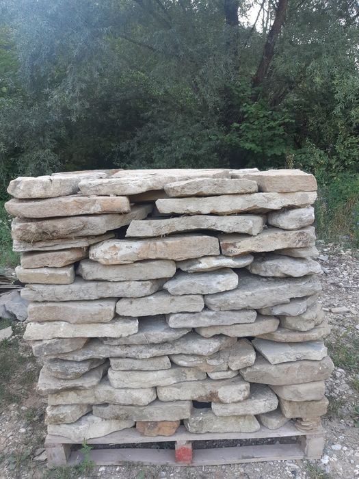Vând piatră pentru zidit sau placat