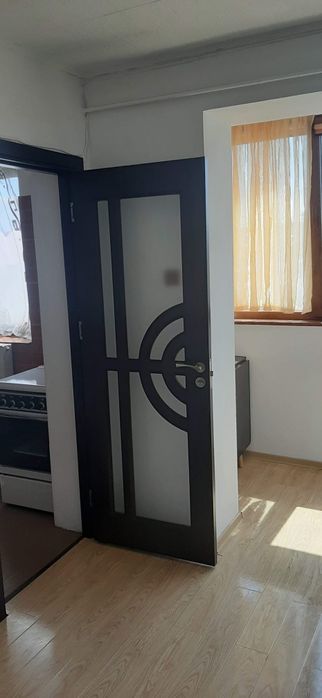 Persoana fizica închiriez apartament cu 2 camere Gara centala