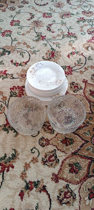 Продам посуду тарелки банки