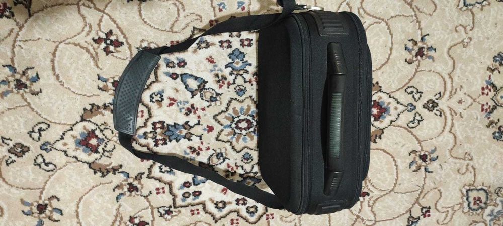 Сумка для ноутбука, бумаг, книг