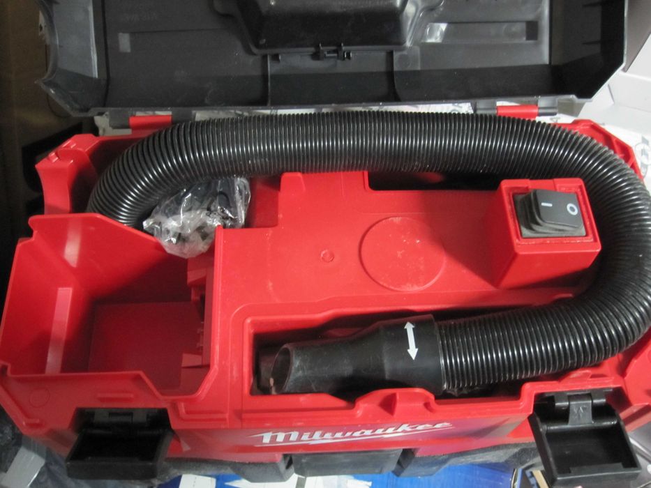 Aspirator umed/uscat M18 M18VC-2 Milwaukee