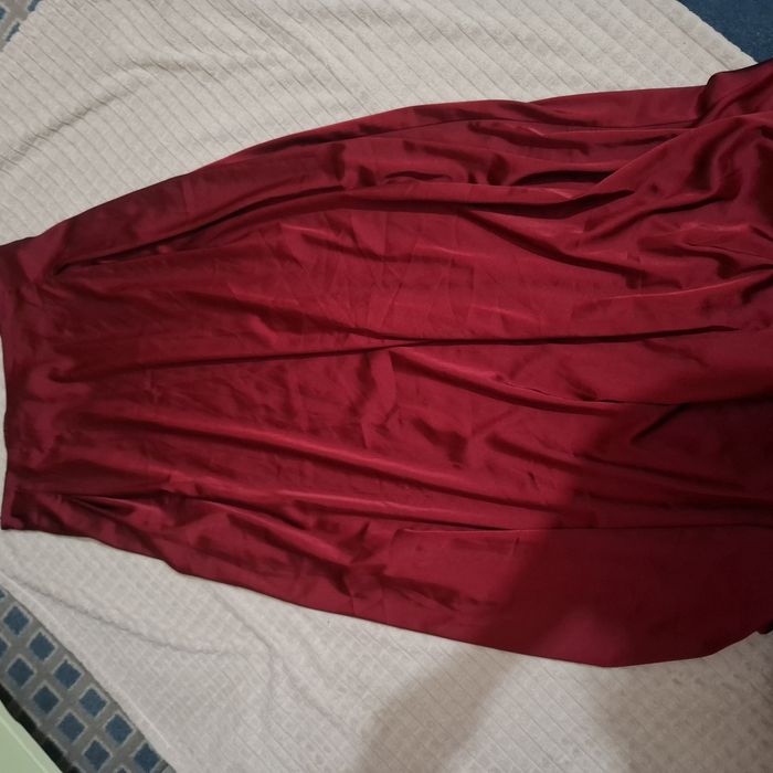 Fusta de satin lunga