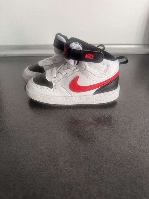 Високи маратонки Nike