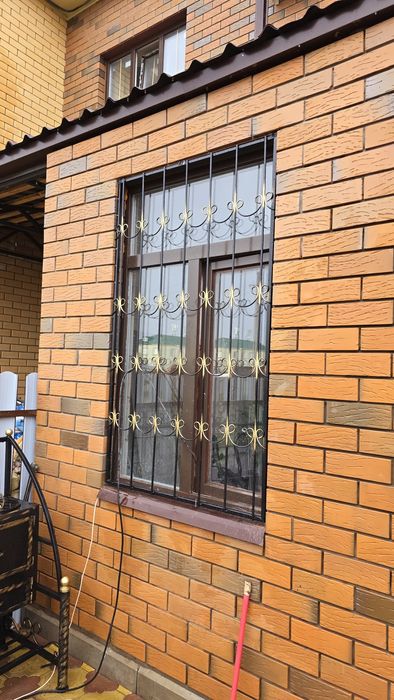 Решотки металлические.