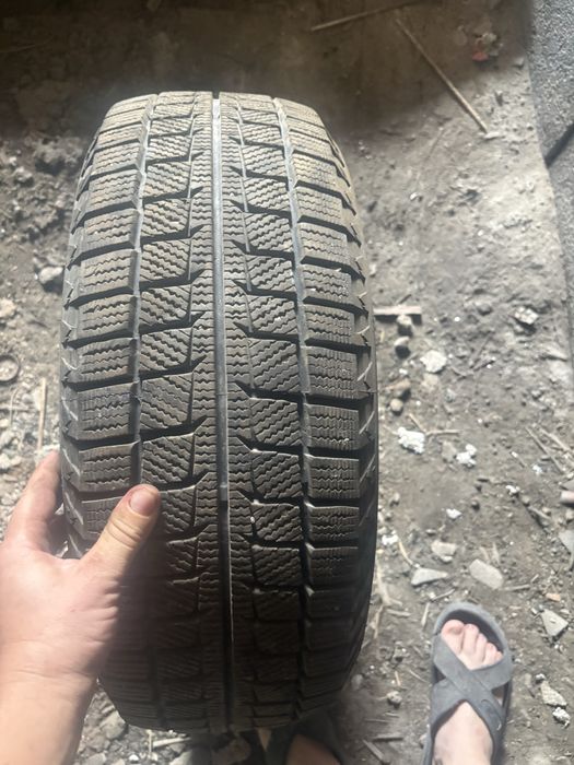 Продам зимни пакрышкы