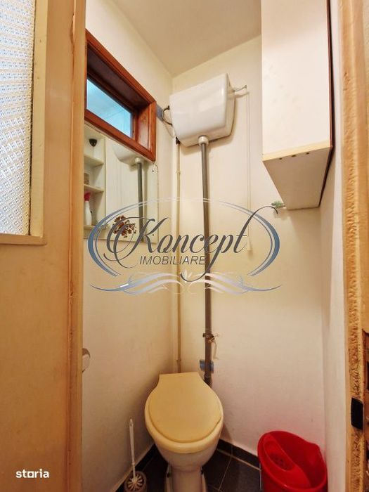 Apartament spatios cu balcon inchis si beci in zona Supeco