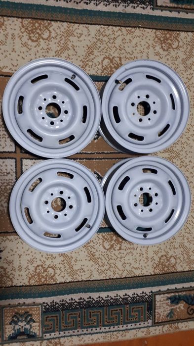 Продам диски оригинал.