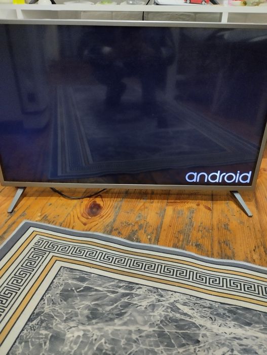 Телевизор смарт 81 см