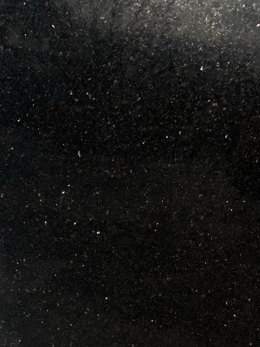 Kapusta Labladarit Tan brown Galaxy black granitlari