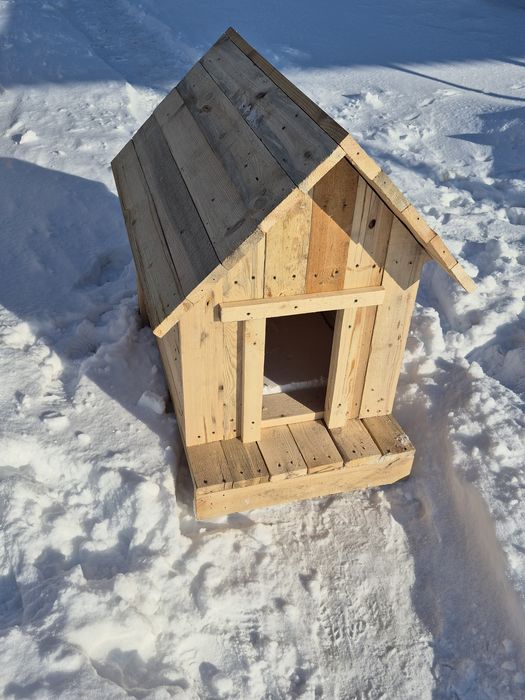 Продам будку для собаки