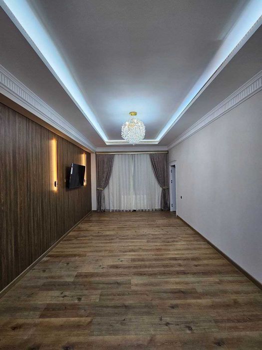 3х комнатная квартира на 3 этаже 83кв, в Самарканде
