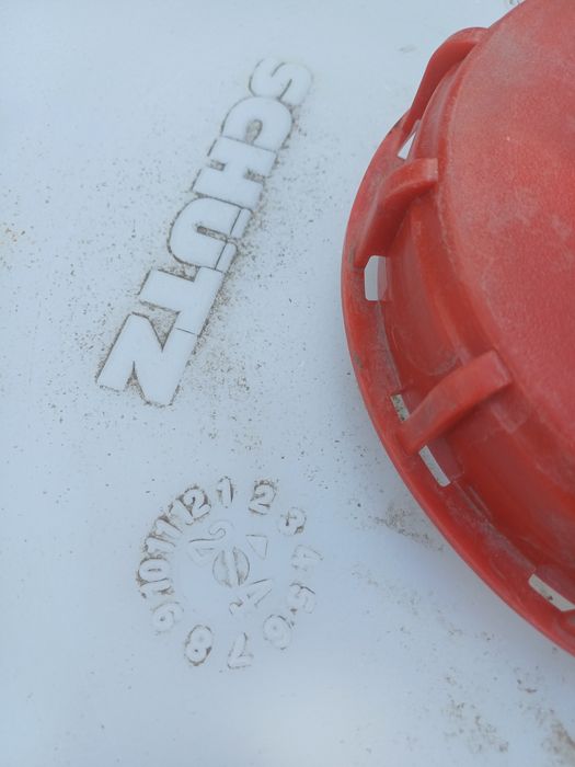 Еврокуб.Бак.Бочка.Емкость 1000литров.В отличном состоянии.Разового исп