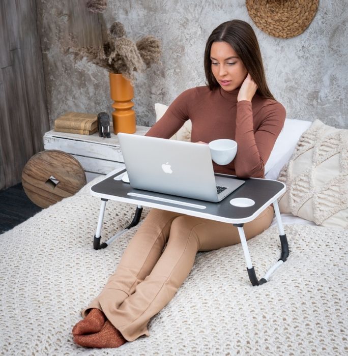 Столик для ноутбука, планшета