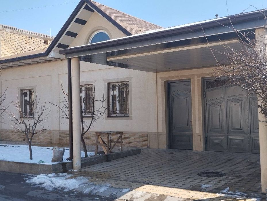 Истирохат, Штаб, участок 4 соток