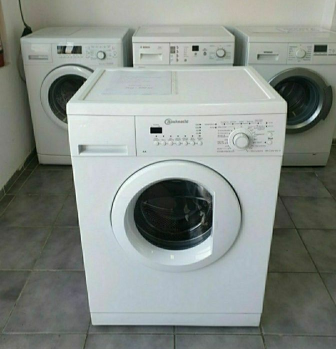 LICHIDARE DE STOC.  Masina de spălat rufe Bauknecht  / wa 52 - w4 24